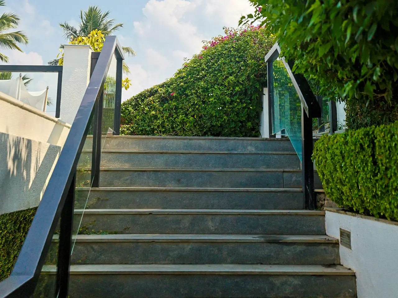 Escalera de jardín moderna